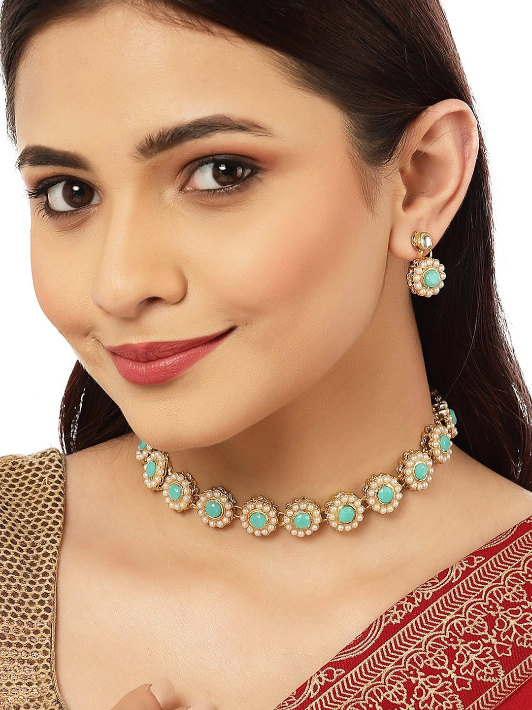 Gold-Plated White Kundan-Studded Beaded Jewellery Set