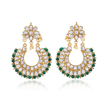 Karatcart Chandbali Earrings