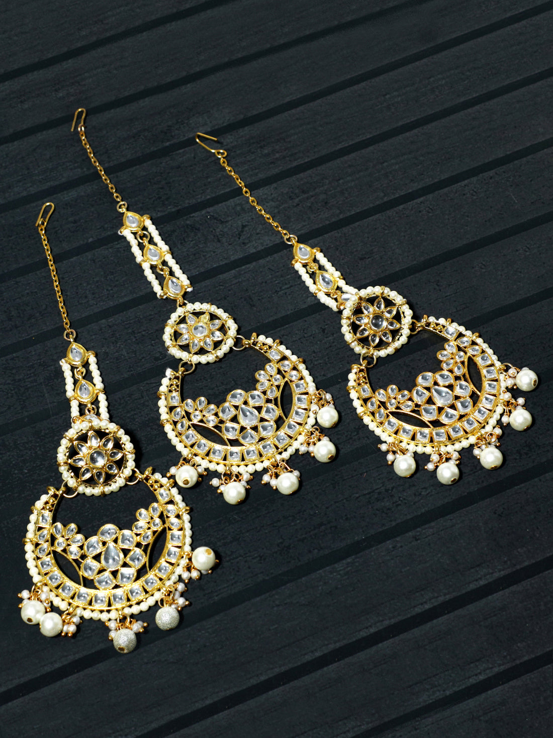 Gold Plated Pearl Beads Kundan Chandbali Earring with Maangtikka