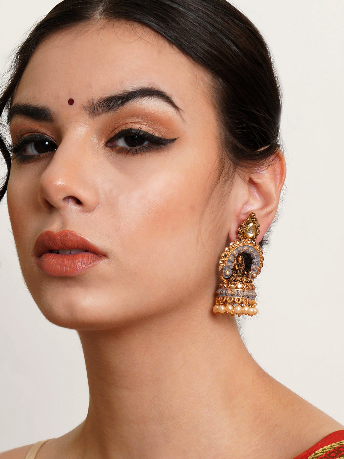 Karatcart Gold Plated Grey Mata Laxmi Jhumki Earrings for Women