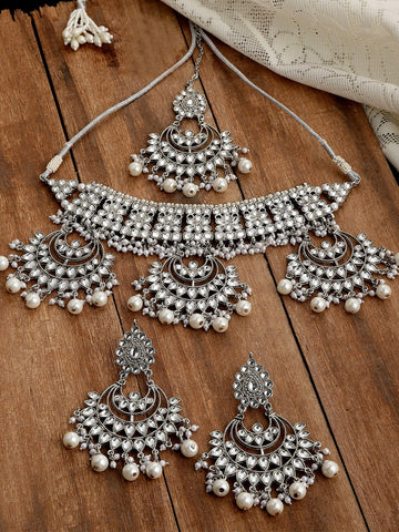 Women Silver-Plated Pearl Beaded Kundan Choker Necklace Set