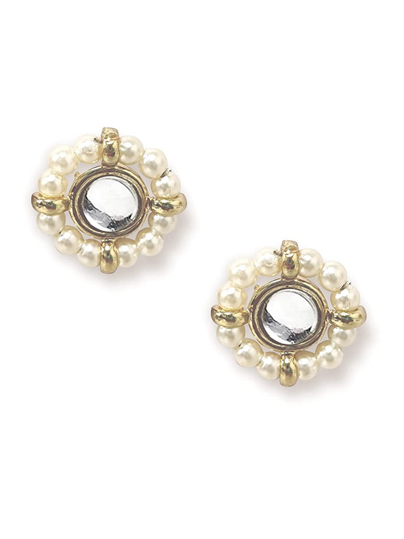 Karatcart Gold-Plated Pearl and Kundan Studded Beaded Hairband with Earring for Women