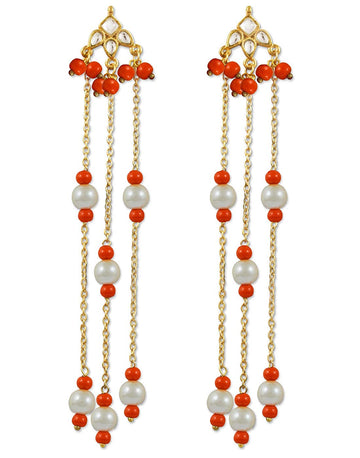 Karatcart Kundan Earrings with Orange Beads tassels