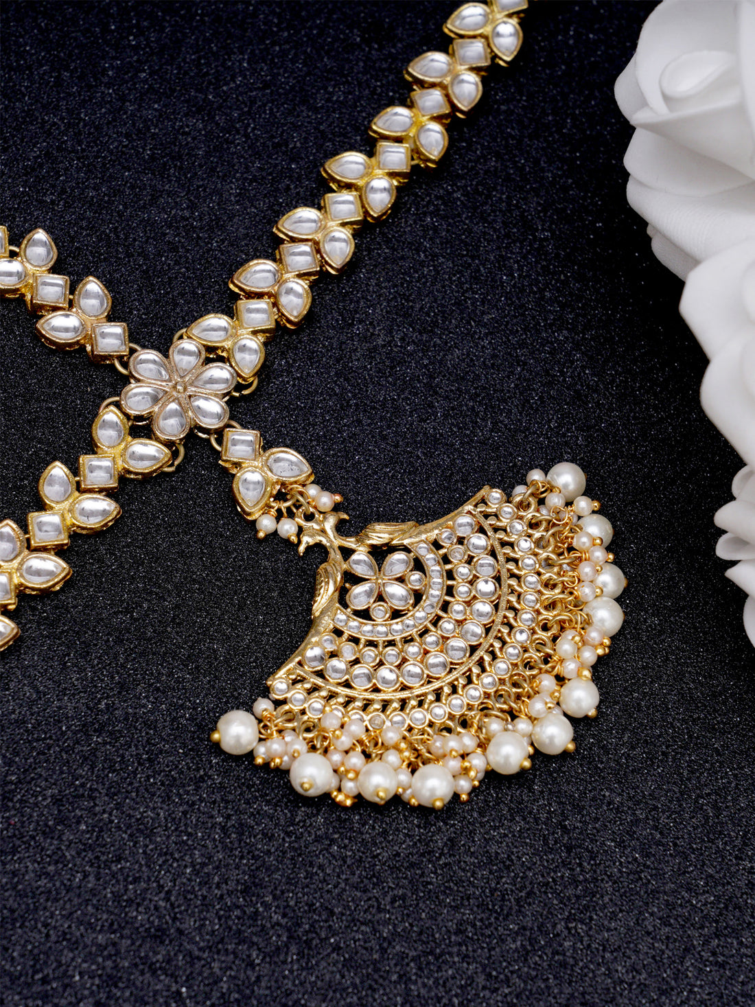 Gold Plated Peacock Shaped Handcrafted Kundan Sheeshphool