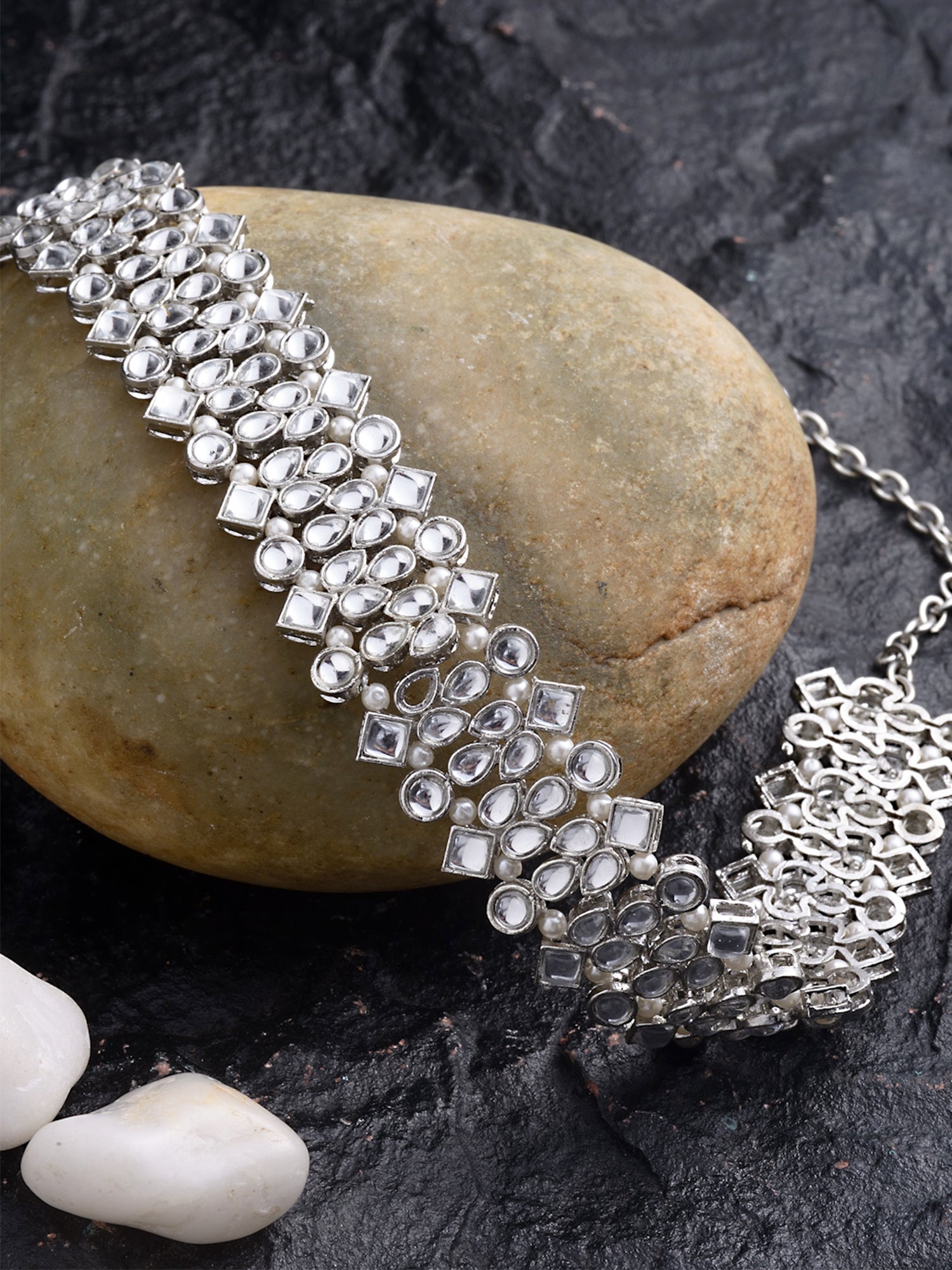 Karatcart Oxidised Silver Embellished White Kundan Hairband for Women