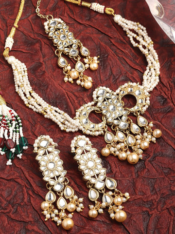 Karatcart Gold Plated Handcrafted Golden Pearl and Kundan Choker Necklace Set