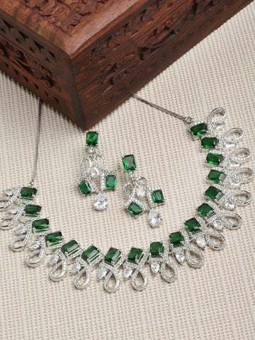 Karatcart Silver Tone Green American Diamond Necklace Set