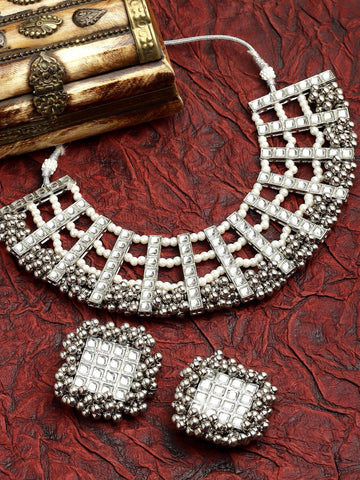 Karatcart Handcrafted Oxidised Silver Kundan Choker Necklace Set