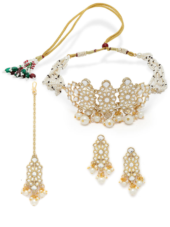 Karatcart Gold Plated Pearl Studded Floral Kundan Choker Neckalce Set