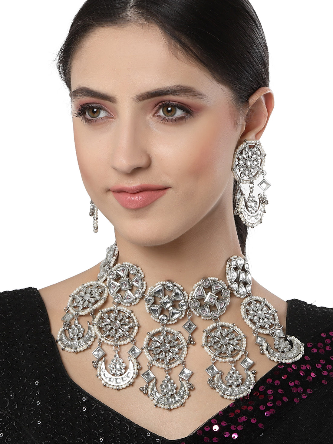 Karatcart Oxidised Silver Floral Kundan Choker Neckalce Set