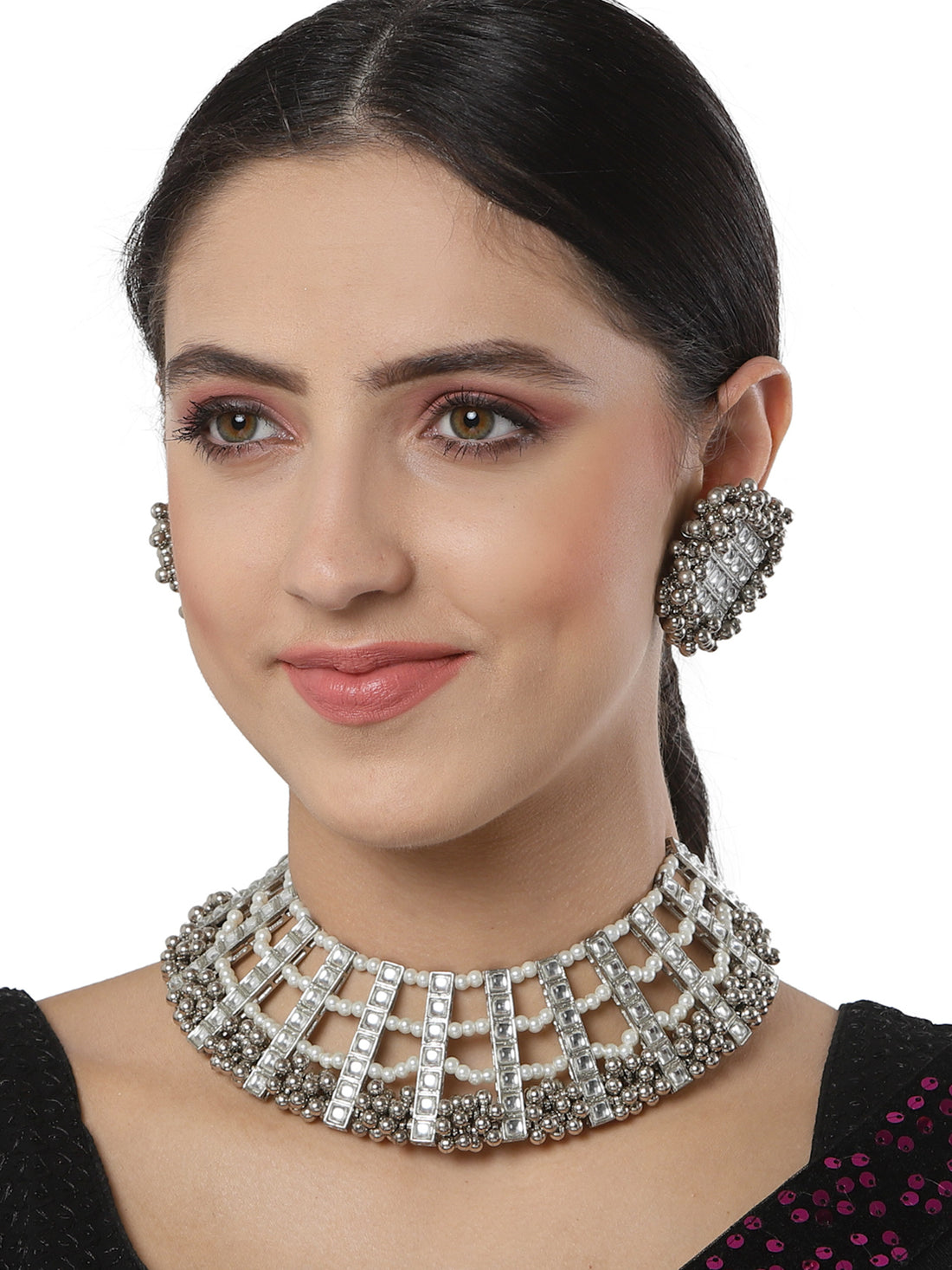 Karatcart Handcrafted Oxidised Silver Kundan Choker Necklace Set