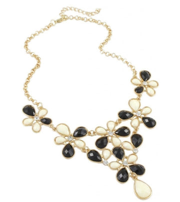 Karatcart Monochrome Blooming Alloy Necklace