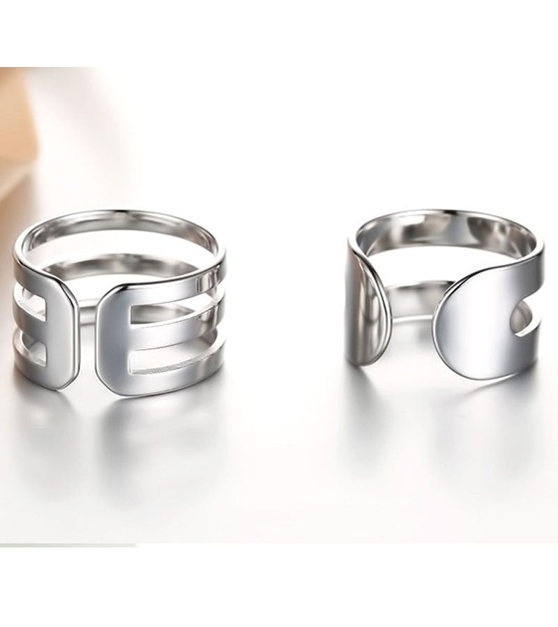 Platinum Plated Elegant Parallel Shanks Couple Adjustable Band Ring