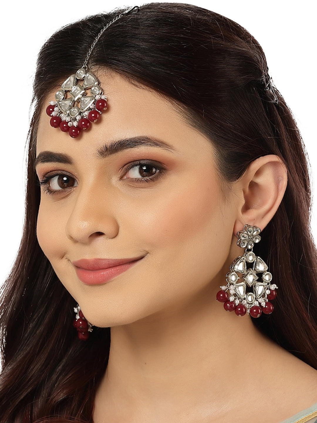 Silver-Plated & Red Beads Kundan Studded Jewellery Set