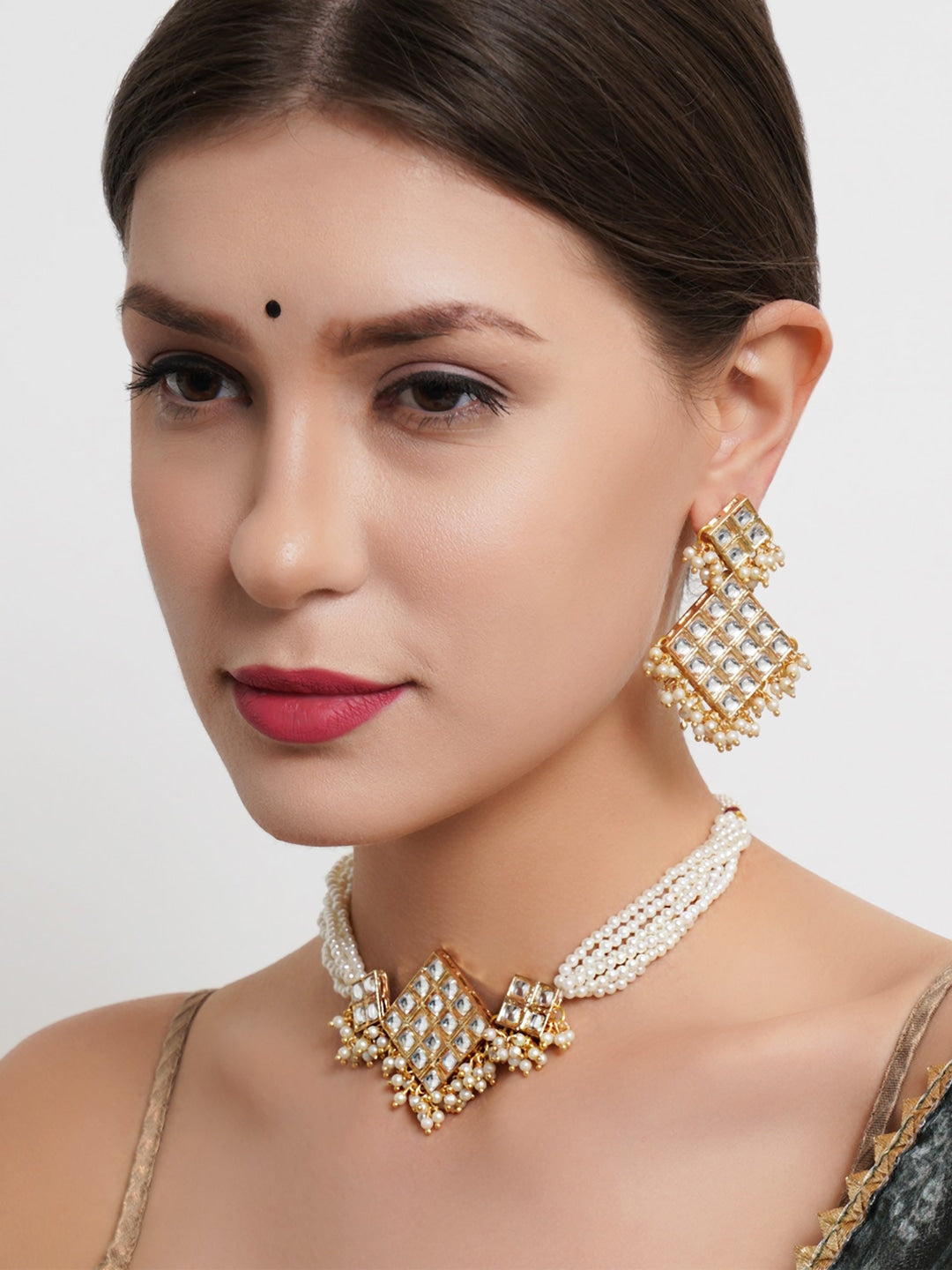 Gold-Plated & White Kundan & Beaded Choker Jewellery Set