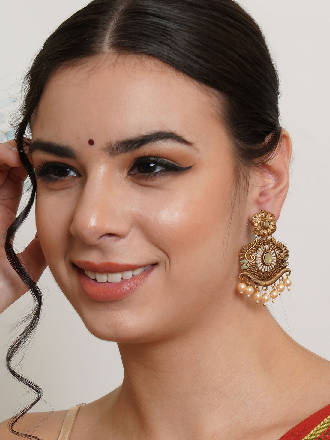 Karatcart Gold Plated Handcrafted Golden Stone Studded Dangler Earrings for Women