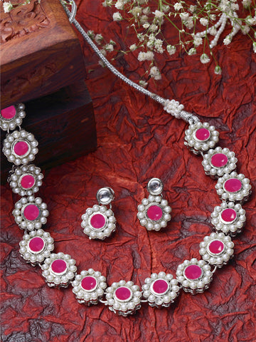 Karatcart Oxidised Silver Red Kundan and Pearl Choker Necklace Set